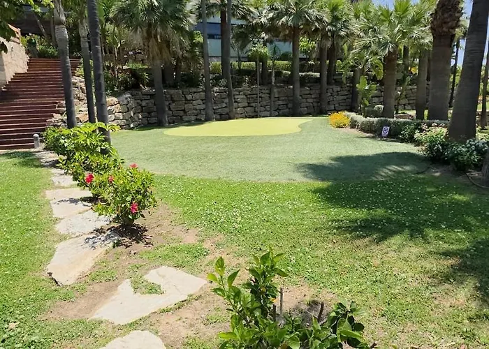 Apartment Flamingos Padierna Estepona